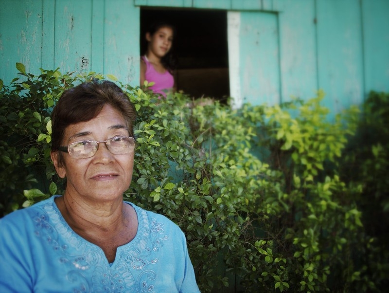 Ceferina es una de las pocas campesinas de Paraguay que no han emigrado a la ciudad por culpa de la invasión de la soja. (c) Susana Arroyo / Oxfam Intermón