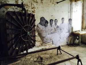 "Unframed Ellis Island" © JR